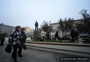 Озеленение столичных улиц с помощью деревьев в кадках поддержали участники опроса «Активного гражданина»