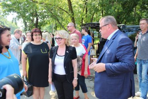 Алексей Челышев и Елена Панина на церемонии закладки памятной капсулы