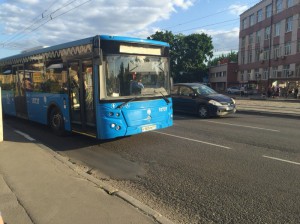 Автобус нового образца в Москве