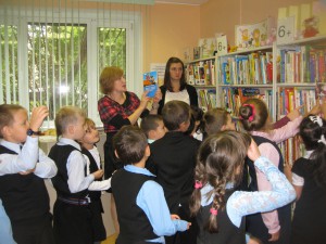 Экскурсия в детской библиотеке на Ключевой