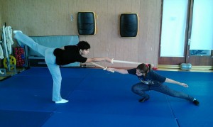 Занятие в студии фехтования Sword art в ЮАО