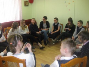 Юные жители района на мероприятии в библиотеке на Ключевой