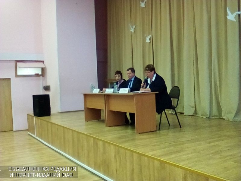 Глава управы района Братеево Александр Воробьев встретился с местными жителями