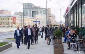 Мэр Москвы Сергей Собянин осмотрел благоустроенные улицы