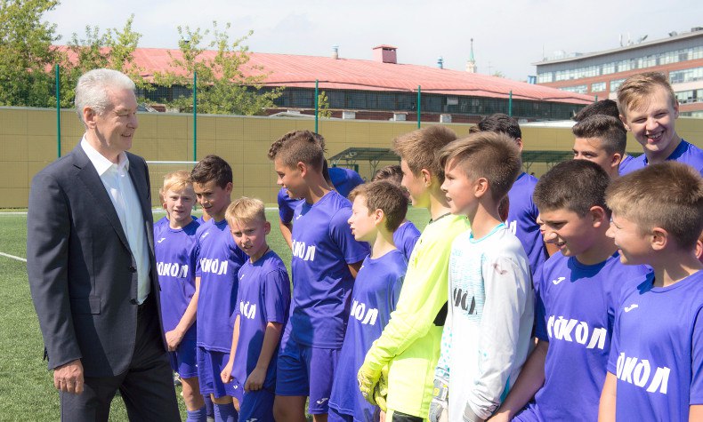 Мэр Москвы посетил спортивную школу "Сокол"