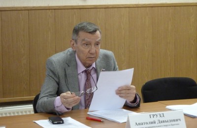 Контроль за выполнением настоящего решения возложен на главу муниципального округа Братеево Анатолия Грузда