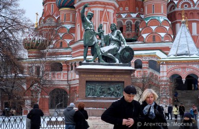 Памятник Кузьме Минину и князю Дмитрию Пожарскому на Красной площади