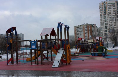 Детская площадка в районе Братеево