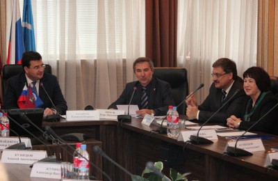 В Москве состоялась встреча представителей участников выборной компании с представителями ЕР