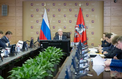 Правительство Москвы поддержало инициативу ЕР о продлении срока действия резидентных разрешений