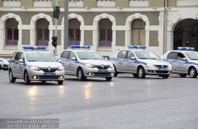 Полицейские машины в ЮАО