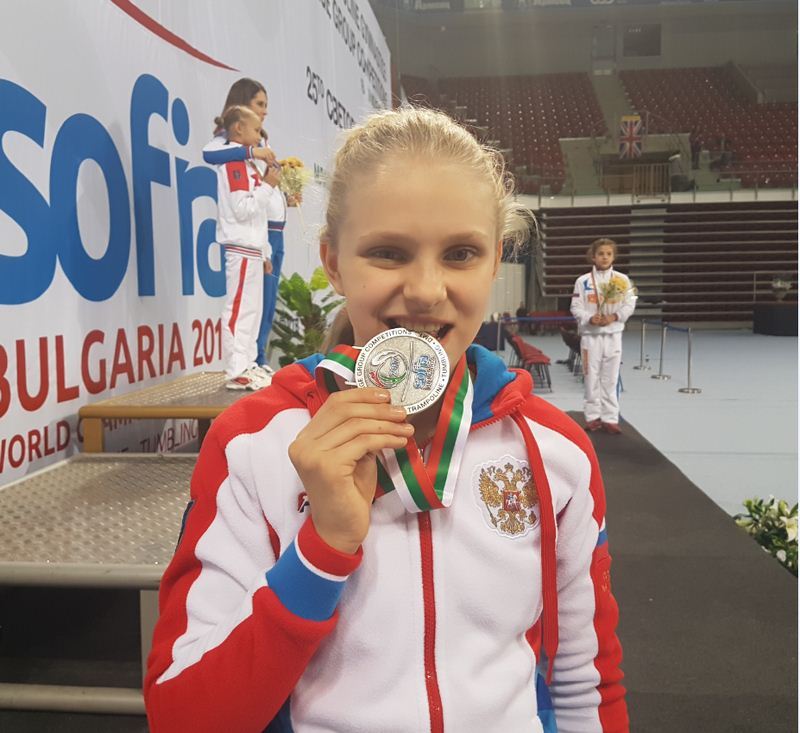 Школьница из Братеева стала призером Первенства мира по прыжкам на батуте