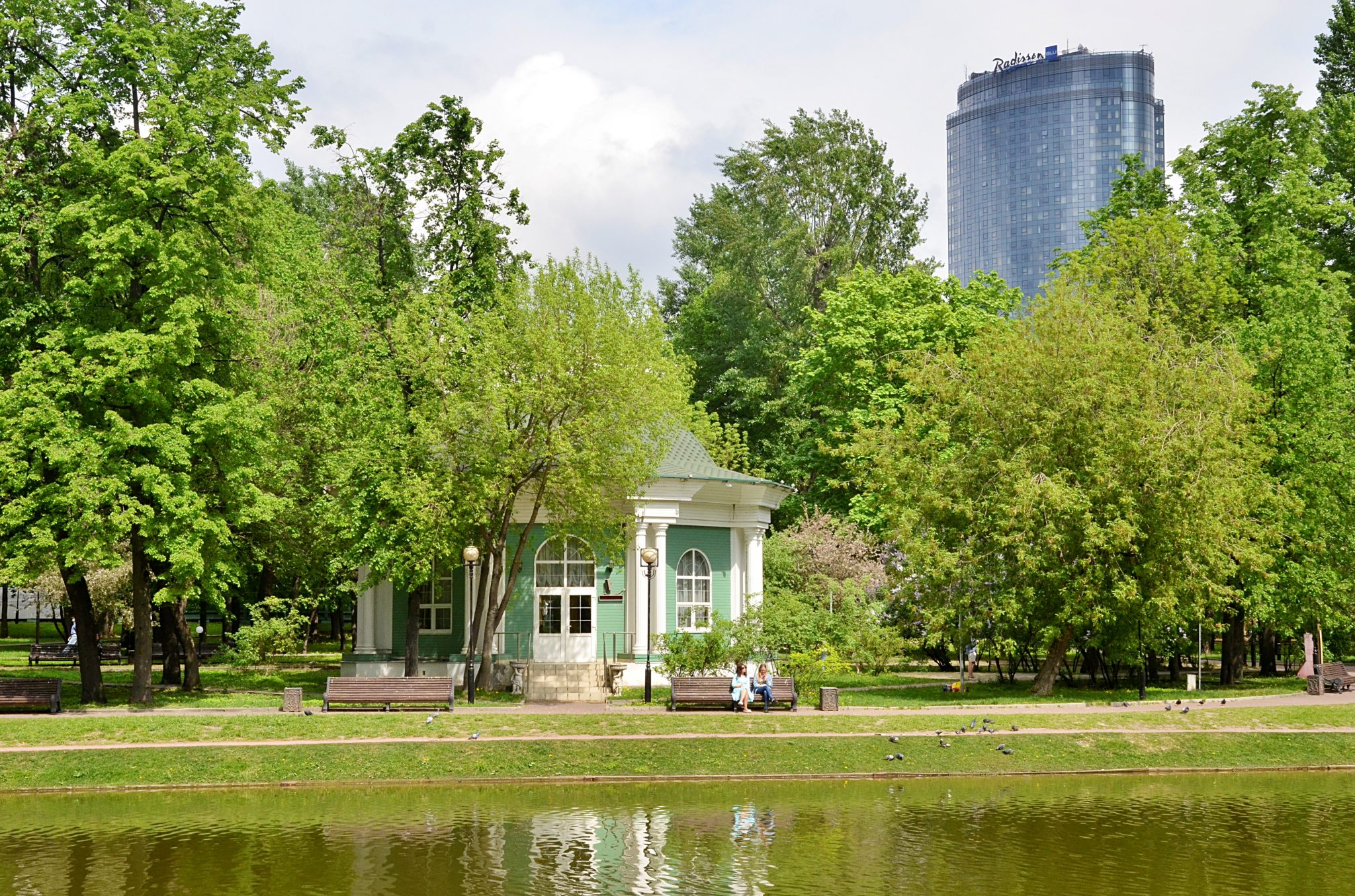 парки москвы адреса