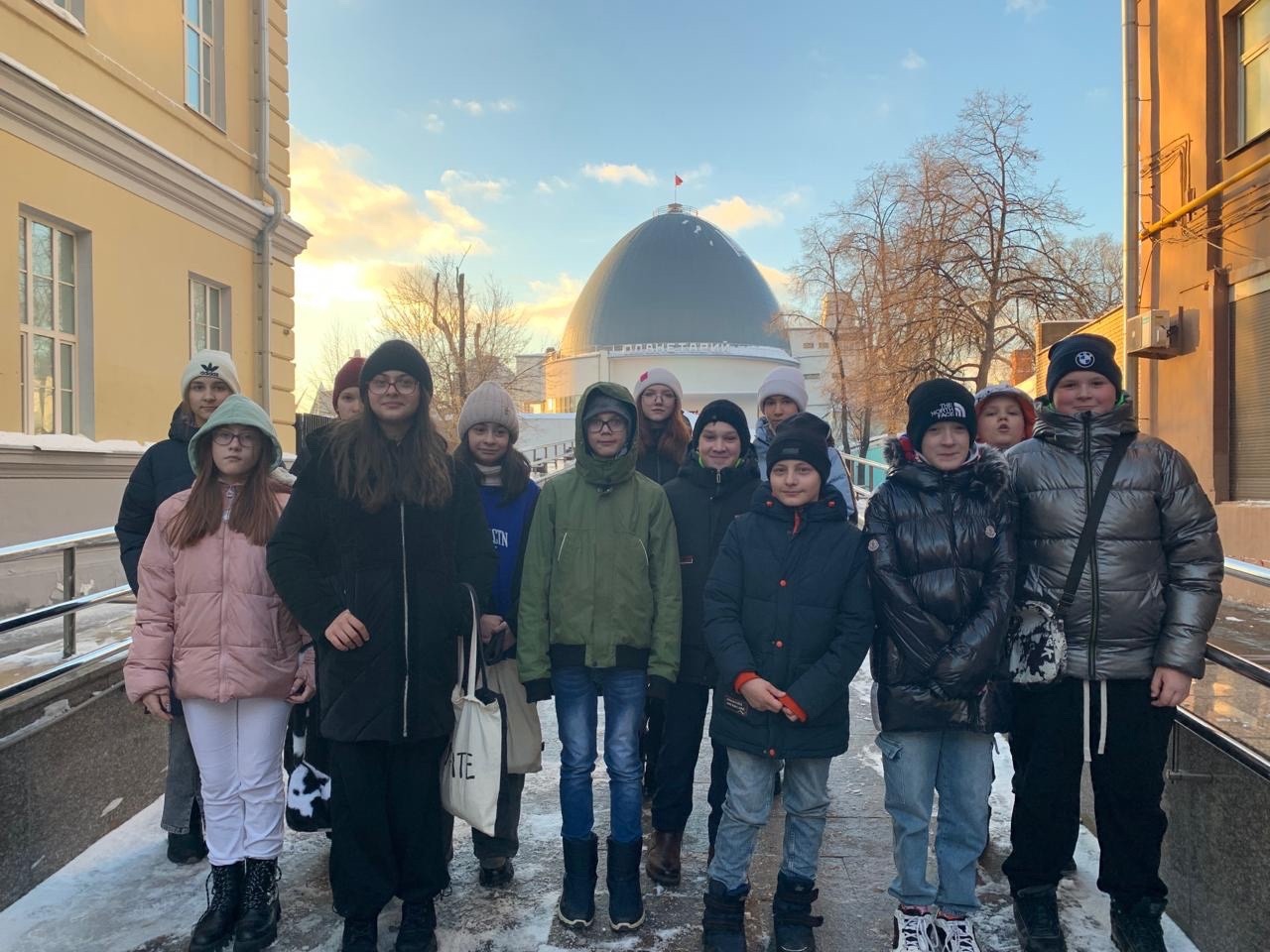 Ученики школы №1034 посетили Московский планетарий. Фото: официальная страница школы №1034 в социальных сетях