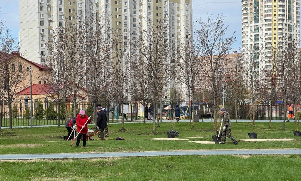 Месячник благоустройства стартовал в районе Братеево. Фото: официальная страница управы района Братеево в социальных сетях