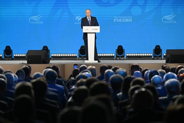 Церемония награждения представителей муниципальной власти состоялась в Москве. Фото: страница Антона Власенко в социальных сетях