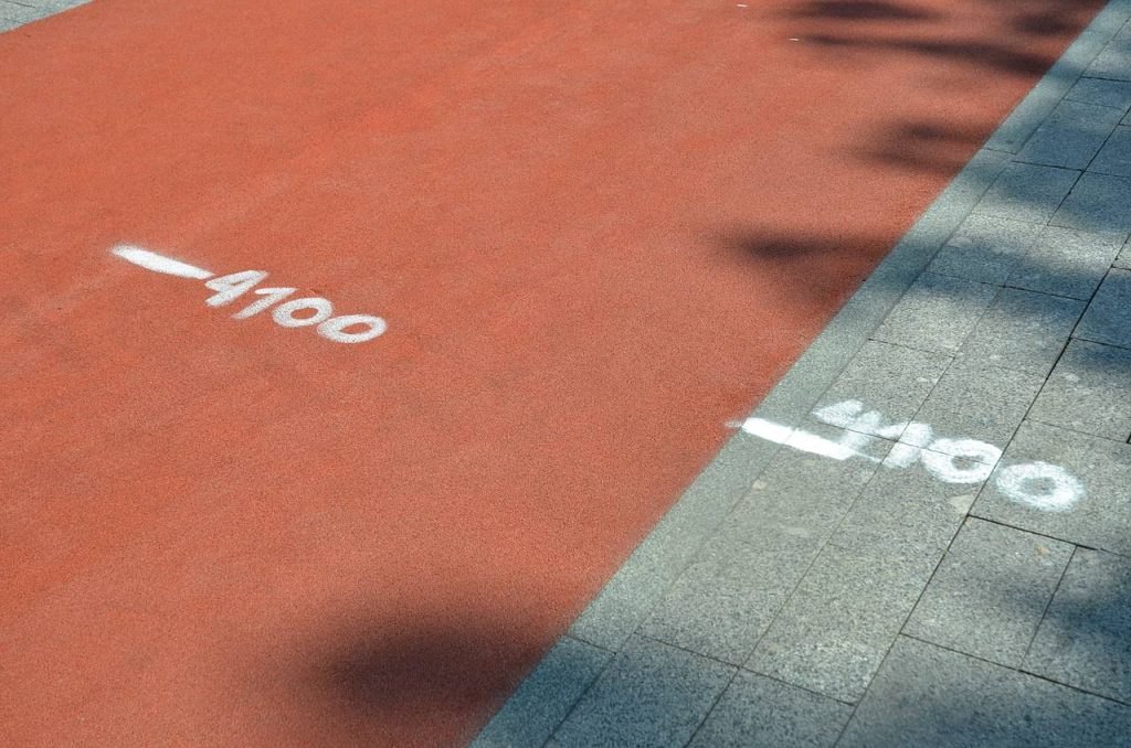 21 июня в Москве пройдёт Ночной забег. Фото: Анна Быкова, «Вечерняя Москва»