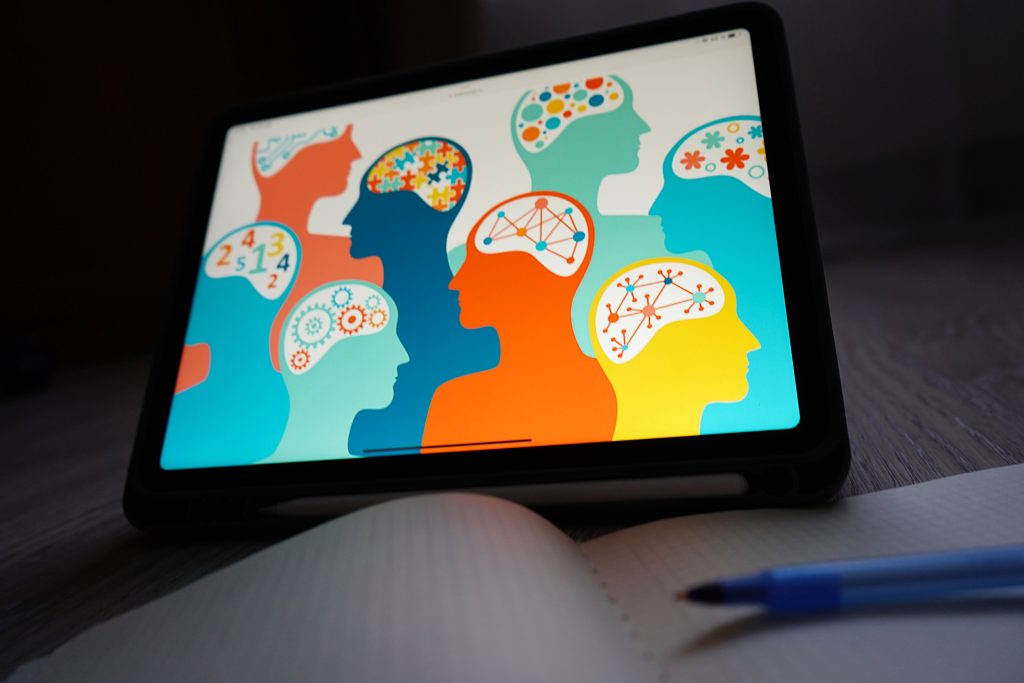 Ученик школы №1998 «Лукоморье» принял участие в конкурсе «Мы и биосфера». Фото: Анна Быкова, «Вечерняя Москва» 