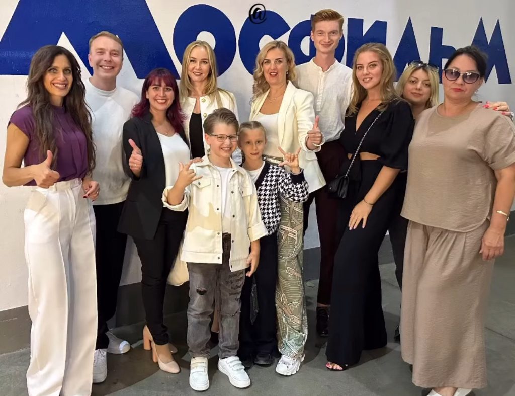 Юный житель Братеева принял участие в вокальном телешоу. Фото: страница Объединения культурных и досуговых центров Южного административного округа района Зябликово и Братеево в социальных сетях.