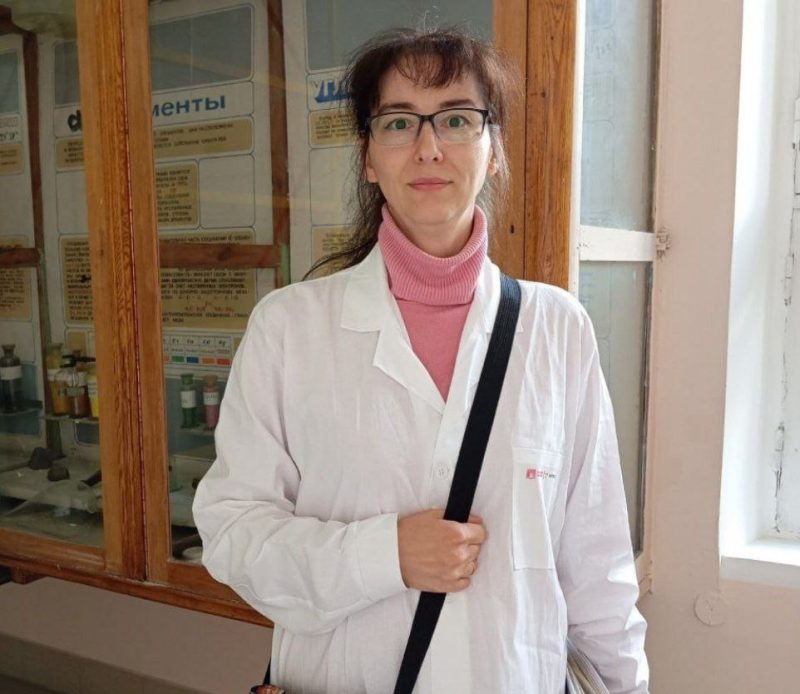 Учительница школы №998 приняла участие в Форуме учителей биологии и химии естественно-научной вертикали. Фото: страница школы №998 в социальных сетях.