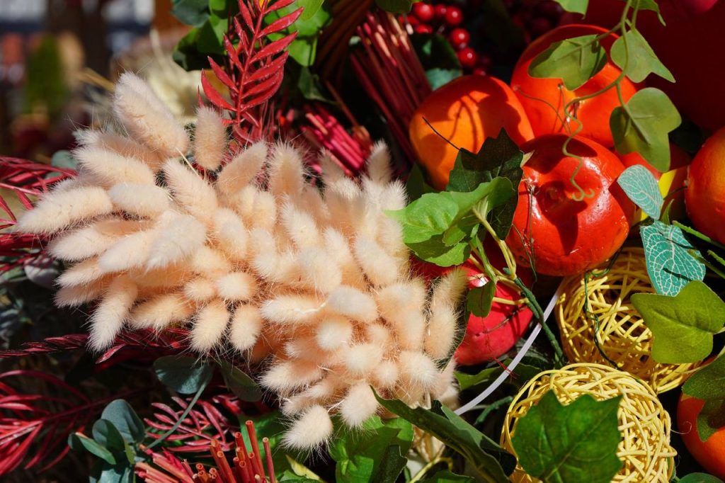 Глава МО Братеево поздравил жителей района с Днем знаний. Фото: Анна Быкова, «Вечерняя Москва»