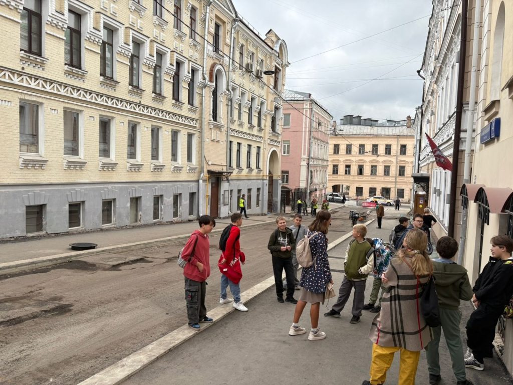 Елена Уколова рассказала об интерактивной экскурсии. Фото: страница учреждения в социальных сетях