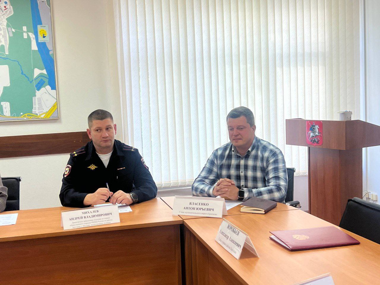 Глава МО Братеево принял участие в очередном заседании. Фото: Telegram-канал Антона Власенко