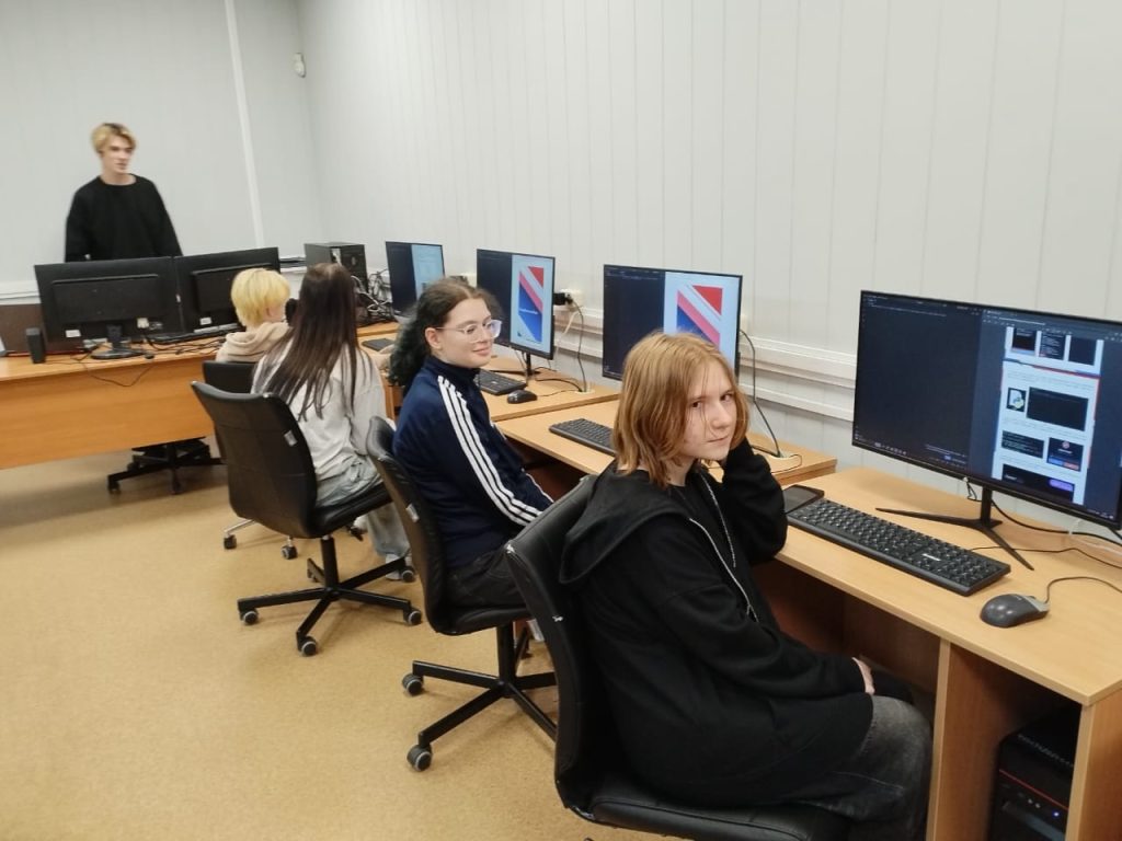 Ученики школы №1034 имени Героя Советского Союза Вячеслава Маркина посетили Колледж «Царицыно». Фото: страница школы №1034 имени Героя Советского Союза Вячеслава Маркина в социальных сетях