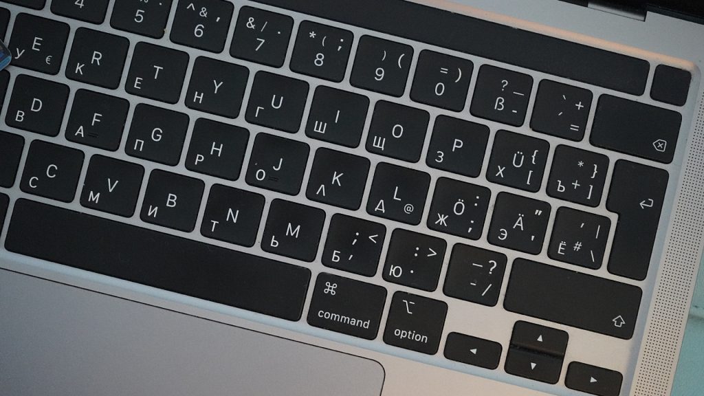 Ученики школы №1998 «Лукоморье» прошли в финал «Кибербоя». Фото: Анна Быкова, «Вечерняя Москва»