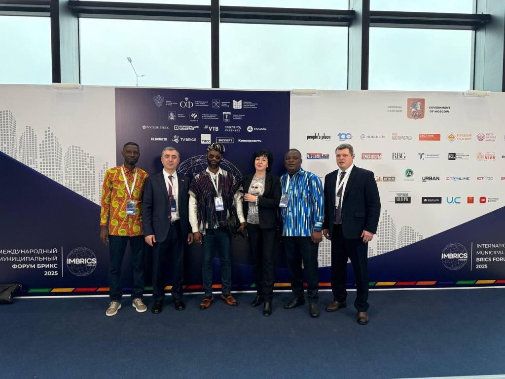 Глава МО Братеево принял участие в Международном муниципальном Форуме. Фото: Telegram-канал Антона Власенко