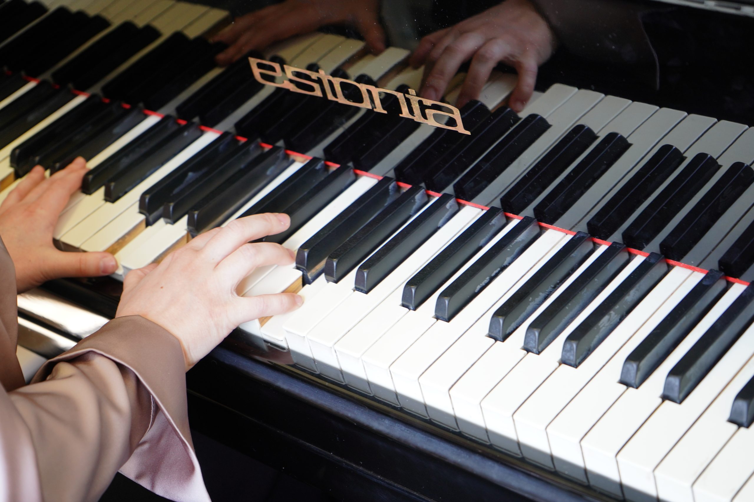 Юные музыканты из ДШИ №10 выступили с дебютным концертом. Фото: Анна Быкова, «Вечерняя Москва»