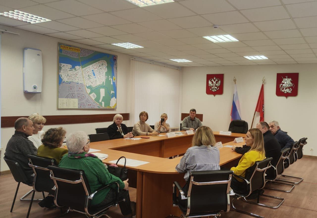 Глава МО Братеево принял участие в круглом столе по теме: «Кибермошенничество: противодействие угрозам». Фото: Telegram-канал Антона Власенко