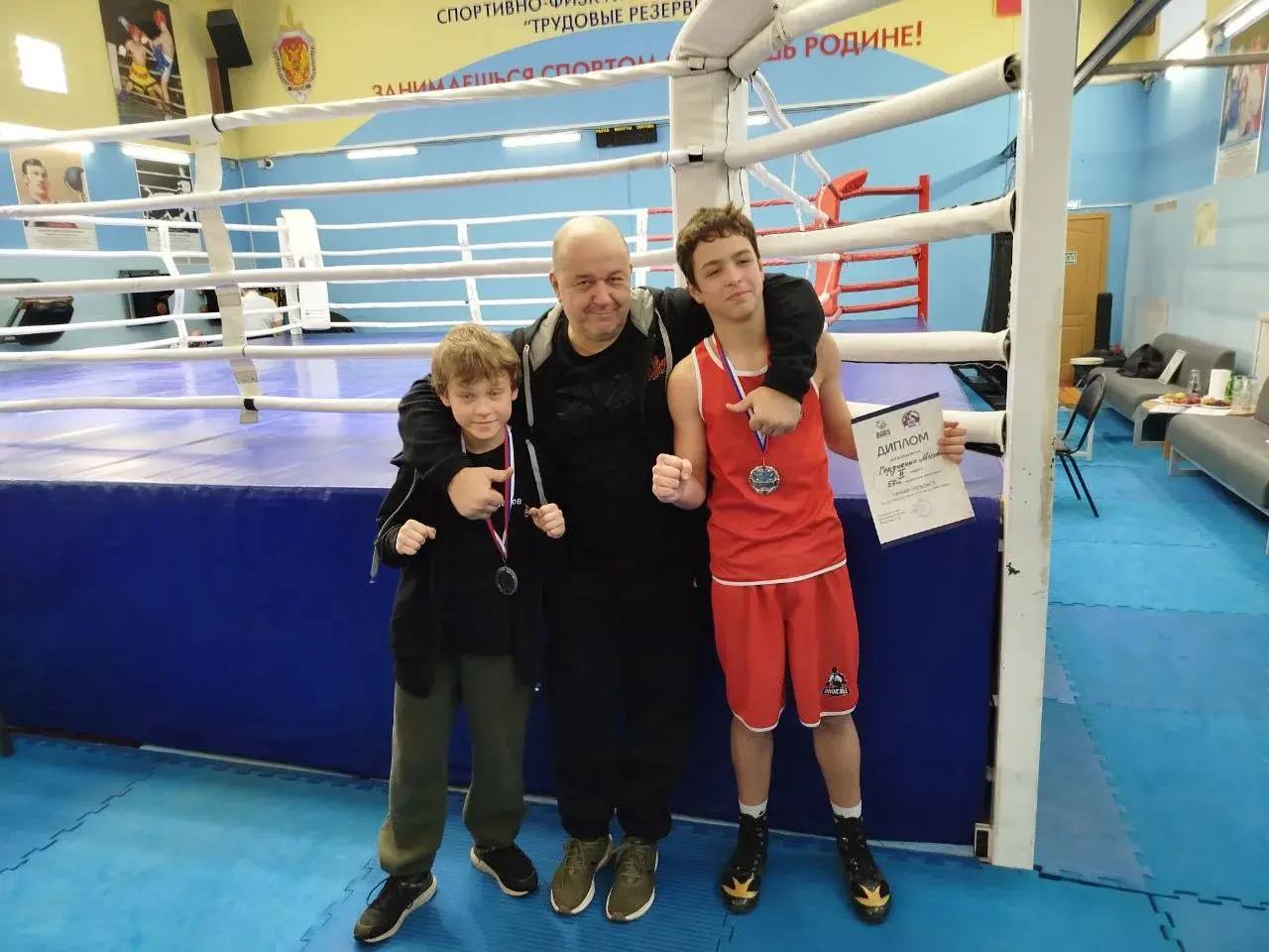 Ученики школы №1998 «Лукоморье» успешно выступили на отборочном турнире. Фото: Telegram-канал директора школы №1998 «Лукоморье» Ольги Белоусовой