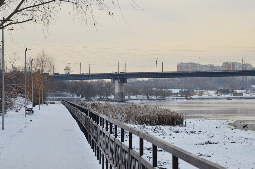 Ученики школы №1034 имени Героя Советского Союза Вячеслава Маркина приняли участие в туристическом соревновании. Фото: Анна Быкова, «Вечерняя Москва»