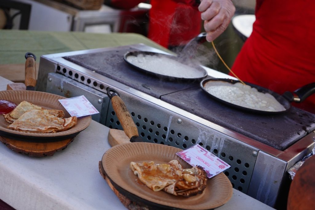 Представители Культурного центра «Братеево» пригласили на Масленичные гуляния. Фото: Анна Быкова, «Вечерняя Москва»