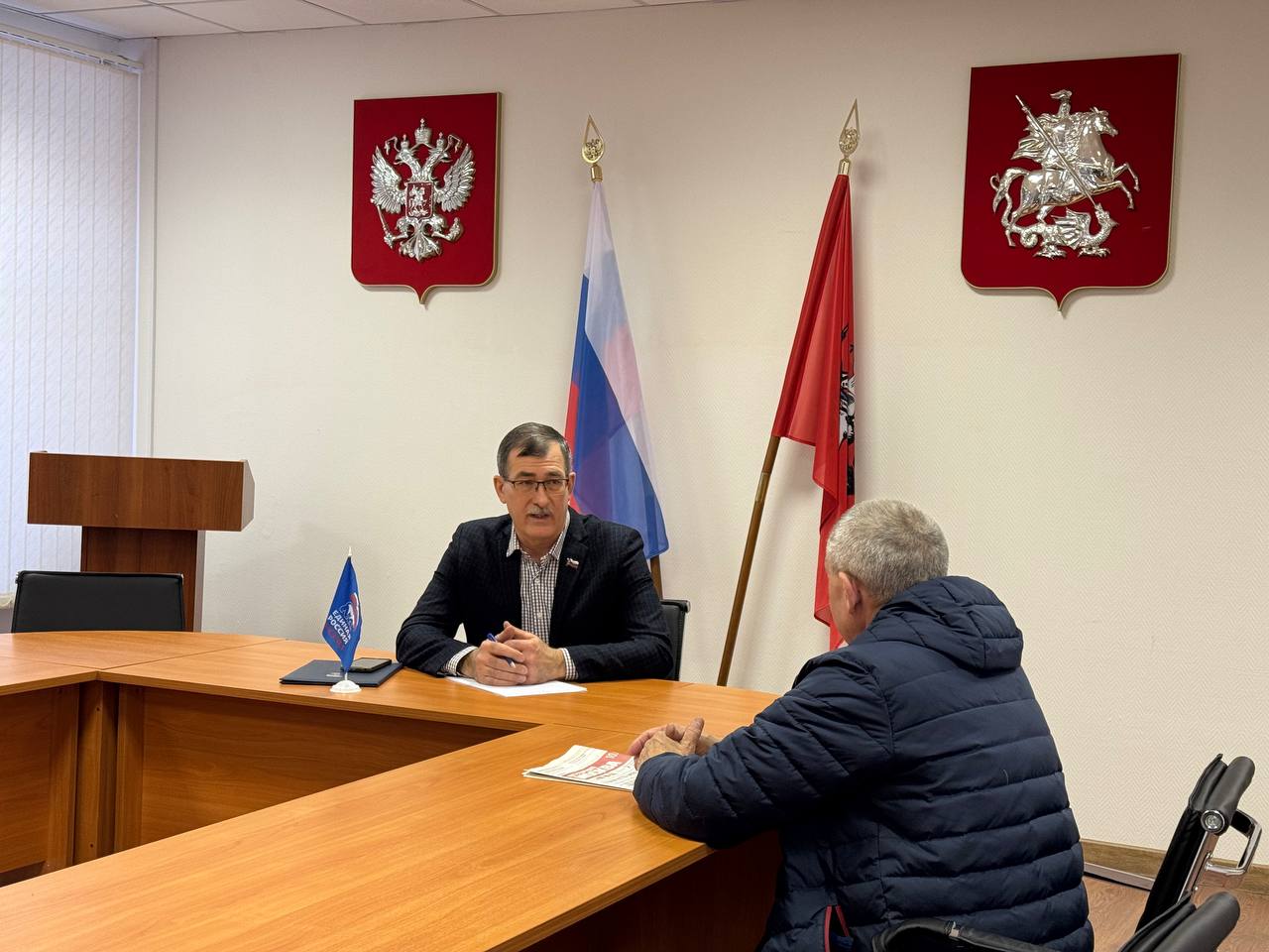 Александр Серегин провел личный прием граждан — фото- и видеорепортаж. Фото: Сёмина Анастасия, «Вечерняя Москва»