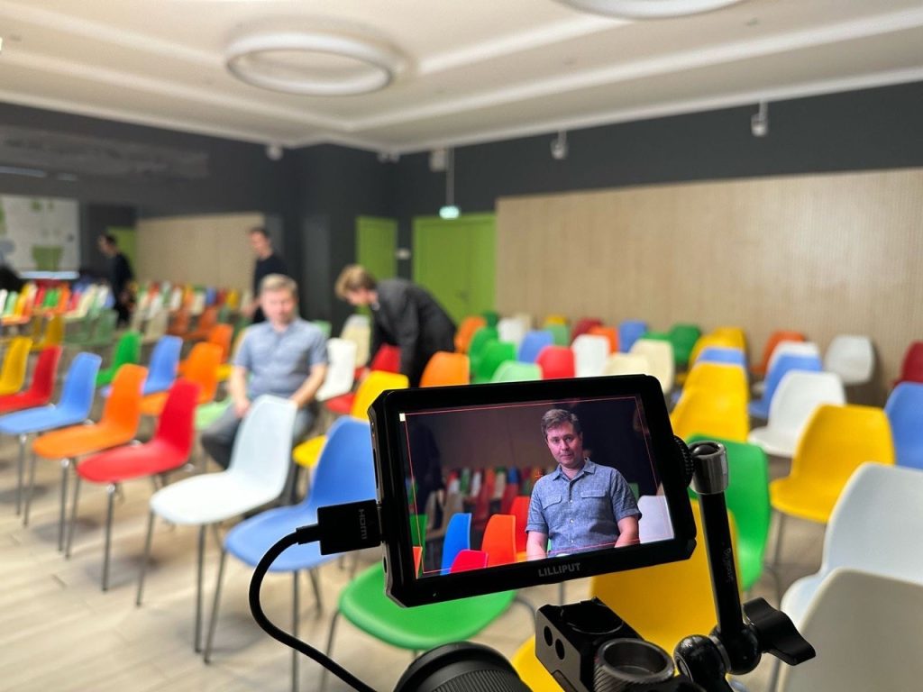 Съемки документального сериала прошли в Московской школе искусств №10. Фото: страница Московской школы искусств №10 в  социальных сетях