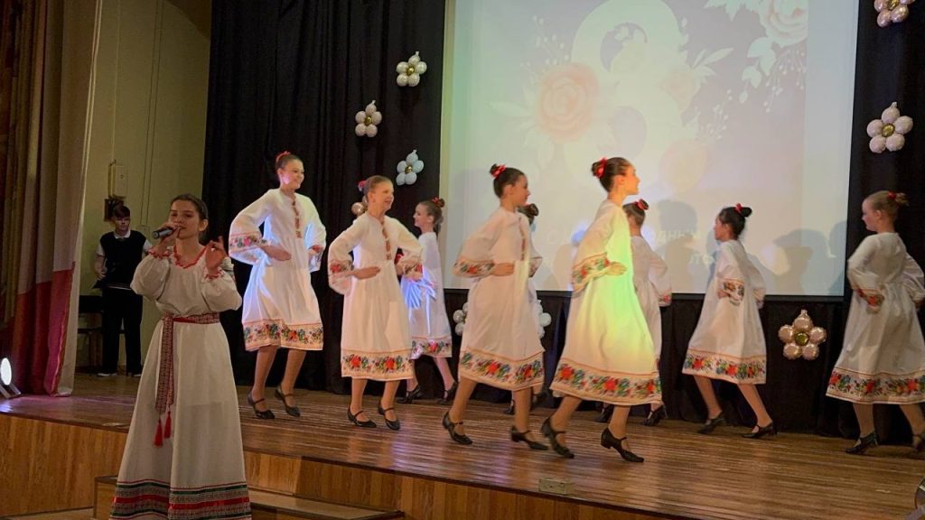 Ольга Белоусова посетила праздничный концерт к Международному женскому дню — фото- и видеорепортаж. Фото: Анастасия Сёмина, «Вечерняя Москва»