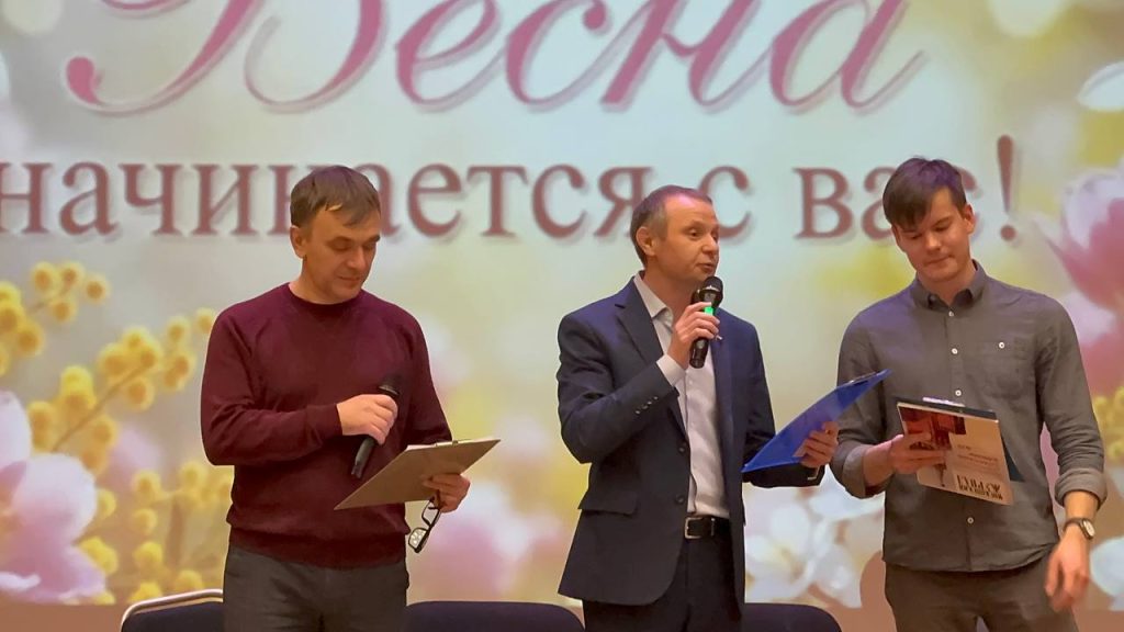 Дмитрий Волков поздравил всех с 8 марта — фото- и видеорепортаж. Фото: Анастасия Сёмина, «Вечерняя Москва»