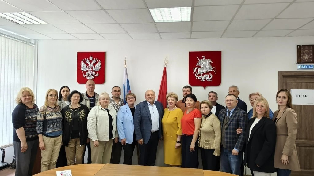 Антон Власенко принял участие в заседании с членами президиума Совета муниципальных образований города Москвы. Фото: страница Антона Власенко в социальных сетях
